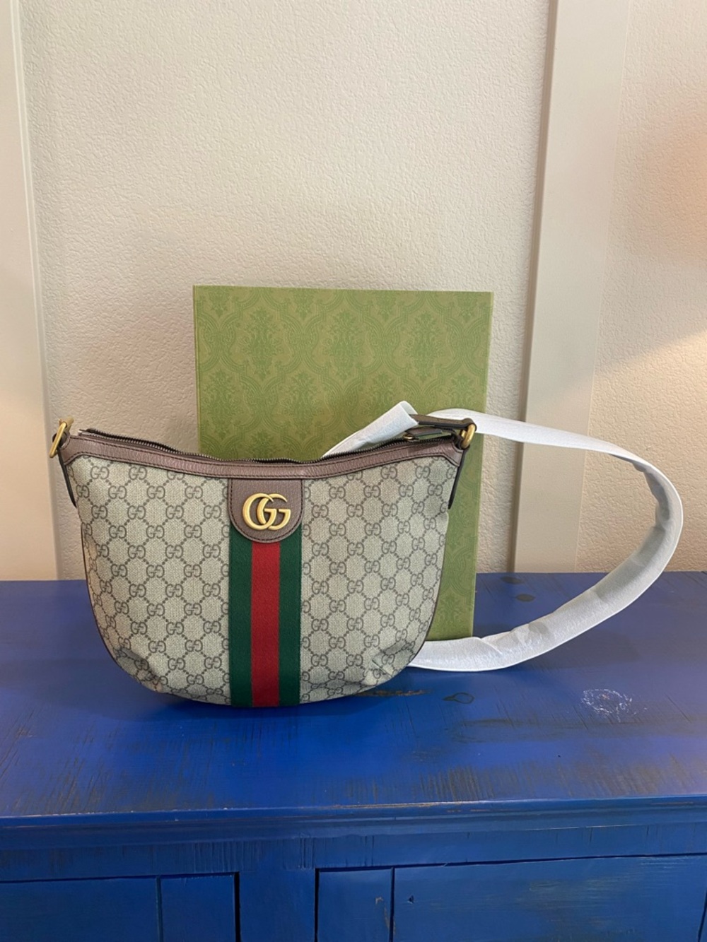Authentically Beautiful - Gucci Ophidia GG (Small) Shoulder Bag with Stripe - Picture 8 of 13